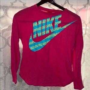NIKE long sleeve shirt.